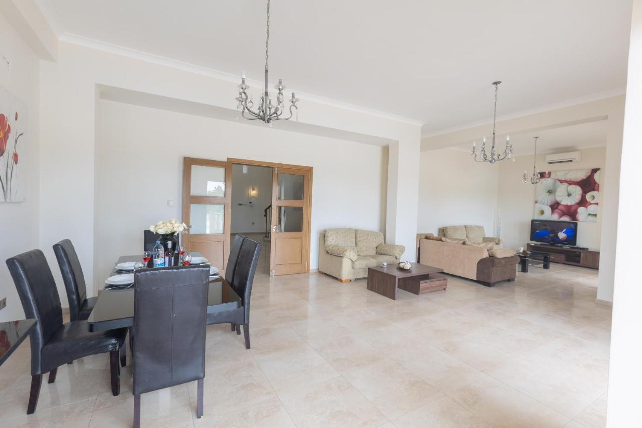 Sparta Luxury Villa Протарас Екстериор снимка