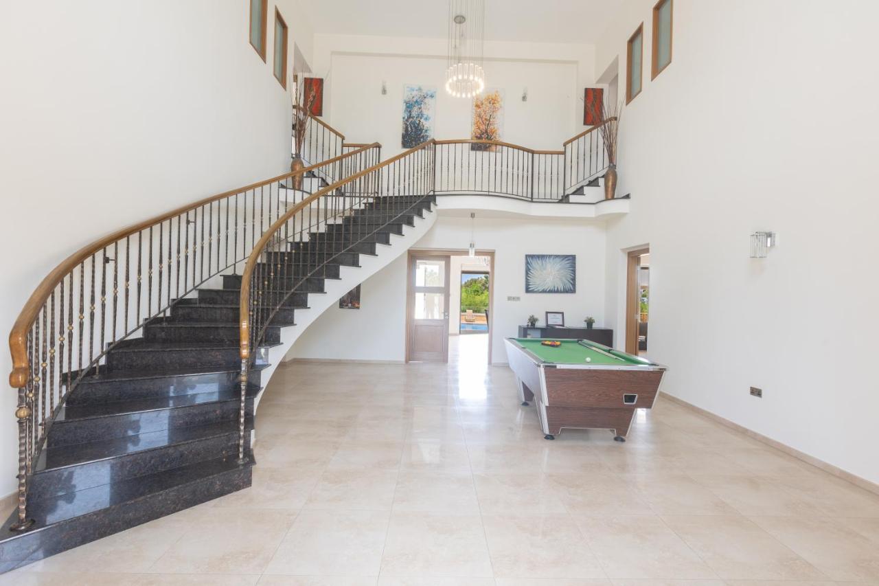 Sparta Luxury Villa Протарас Екстериор снимка