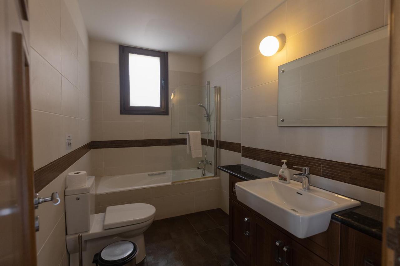 Sparta Luxury Villa Протарас Екстериор снимка