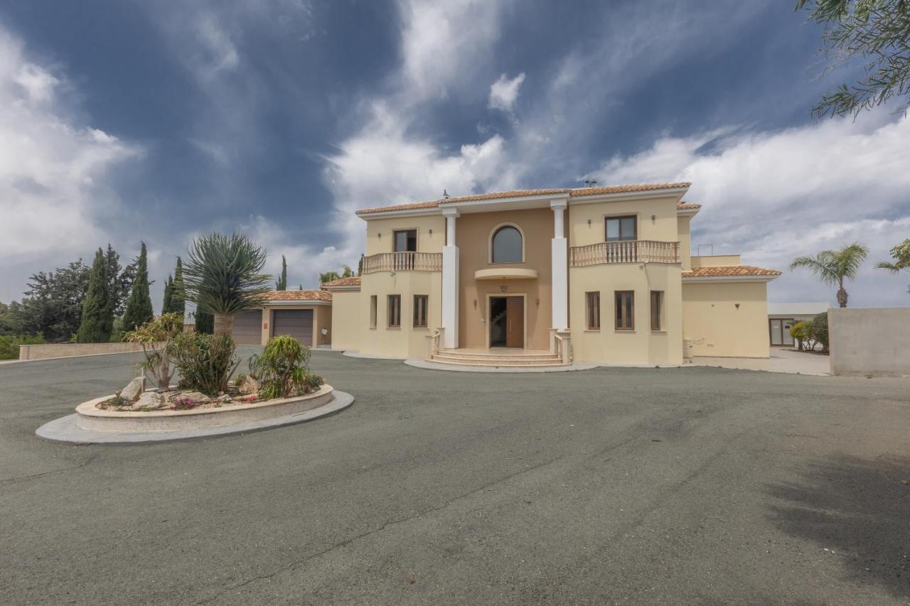 Sparta Luxury Villa Протарас Екстериор снимка